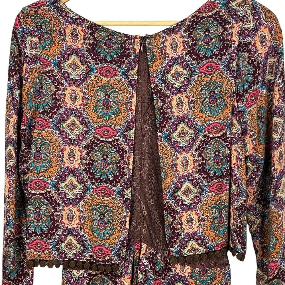 LOVPOSH LONG SLEEVE GEO FLORAL CROCHET TRIM LACE FLOUNCE ROMPER‎ MULTI SMALL EUC - Picture 5 of 10